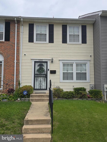 5362 King Arthur Cir, Rosedale, MD 21237