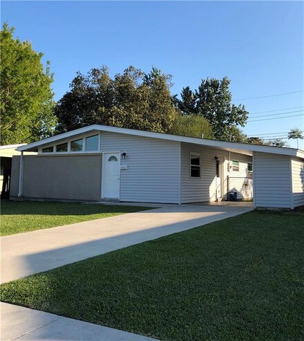 1912 Cedarwood Ave, Gretna, LA 70056