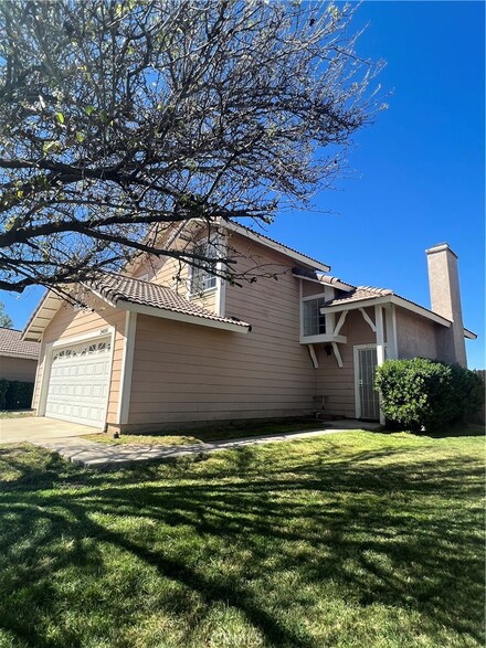 24050 Stonebridge Ct, Moreno Valley, CA 92551