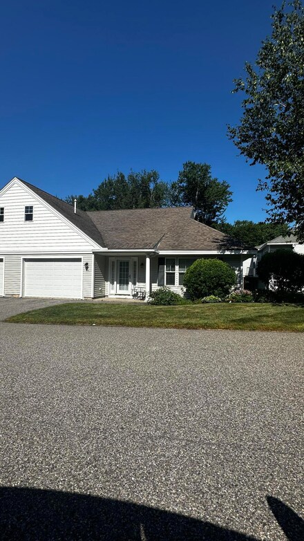 64 Macintosh Ln, Old Orchard Beach, ME 04064