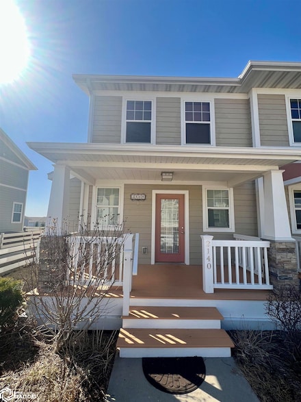 2140 Jade Ln, Fairfield, IA 52556