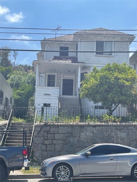 490 Solano Ave, Los Angeles, CA 90012