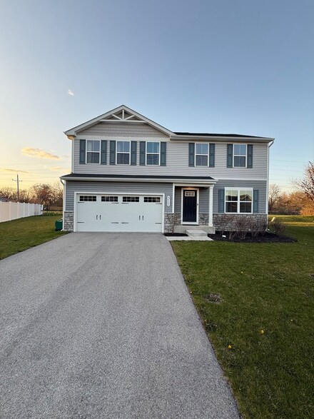 311 Fir Ln, Joliet, IL 60433