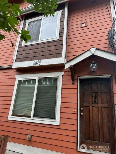 6829 Weedin Place NE, Seattle, WA 98115