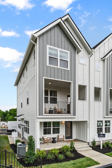 700 N Dupont Ave, Madison, TN 37115