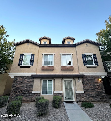 4067 E Windsor Dr Unit 327, Gilbert, AZ 85296