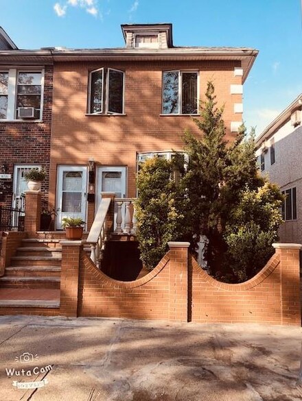 2133 74th St, Brooklyn, NY 11204