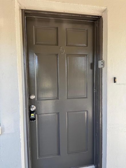 6026 22nd Ave N Unit 9, Saint Petersburg, FL 33710