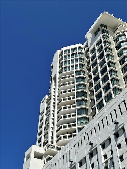 35 Av. Luis Muñoz Rivera Unit 1202, San Juan, PR 00901