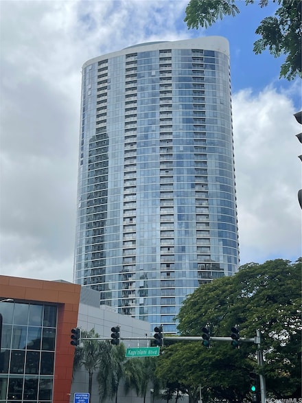 1296 Kapiolani Blvd Unit II3302, Honolulu, HI 96814