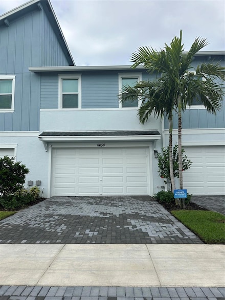 4658 Longwood Lake Square, Westlake, FL 33470