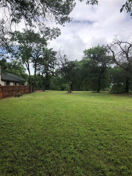 2304 Bonnie View Rd, Dallas, TX 75216