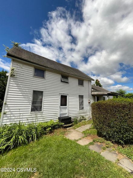 6 Drake St, Pittston, PA 18640