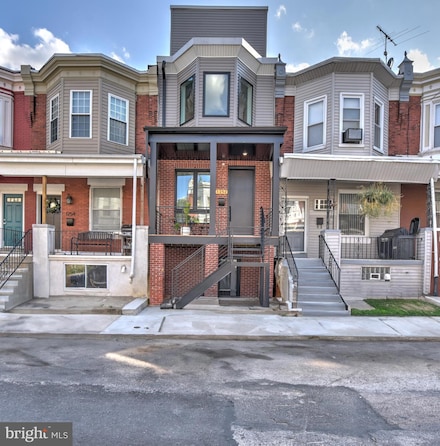 1244 S Peach St, Philadelphia, PA 19143