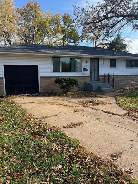 4254 Stambaugh Ct, Saint Louis, MO 63134