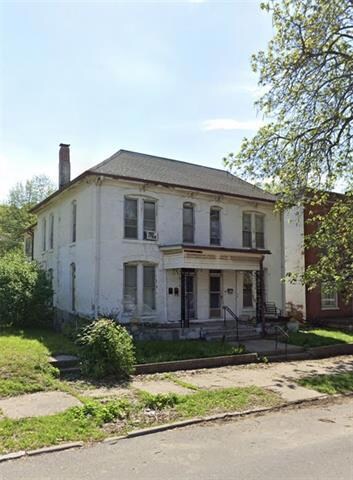 723 S 10th St, Saint Joseph, MO 64501