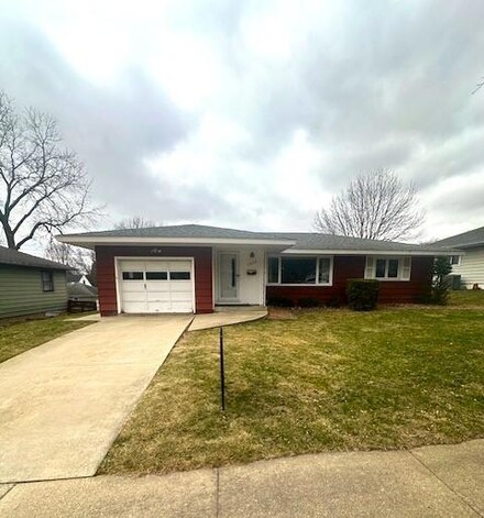 1427 14th Ave NE, Rochester, MN 55906