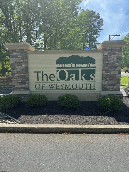 21 Sycamore Way, Trenton, NJ 08690