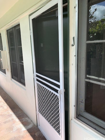 1655 Kewalo St Unit J, Honolulu, HI 96822