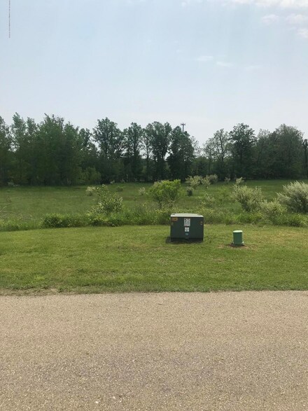 00 Winston Ave, Lansing, MI 48906