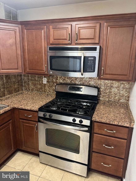 130 Slade Ave Unit 520, Pikesville, MD 21208