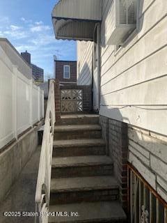 162 Bay 49th St, Brooklyn, NY 11214