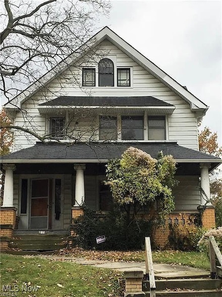 1842 Mannering Rd, Cleveland, OH 44112