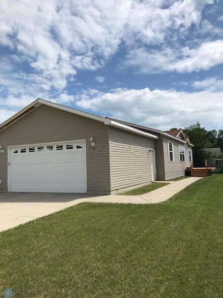 105 3rd St N Unit 205, Moorhead, MN 56560 - Homes.com