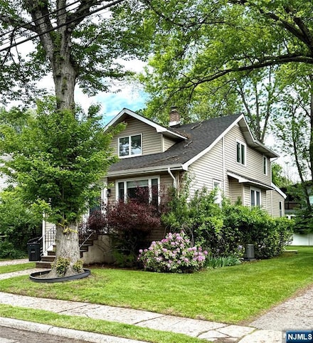 13 Lindley Ave, Tenafly, NJ 07670