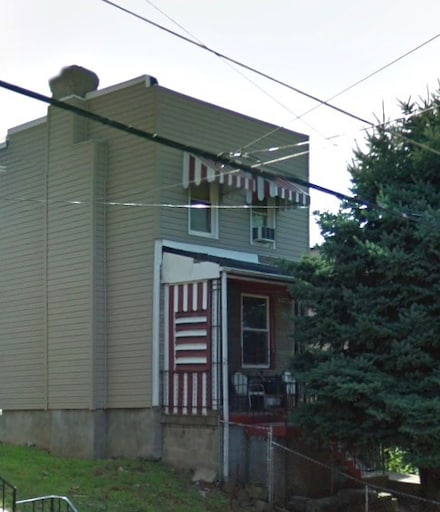 614 Hollace St, Pittsburgh, PA 15219