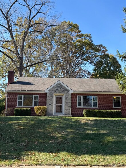 1065 Morse Ave, Cincinnati, OH 45246