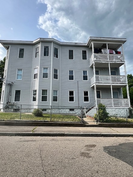47 Fairmount Ave Unit 1, Brockton, MA 02301