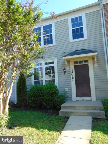 12027 Panthers Ridge Dr, Germantown, MD 20876