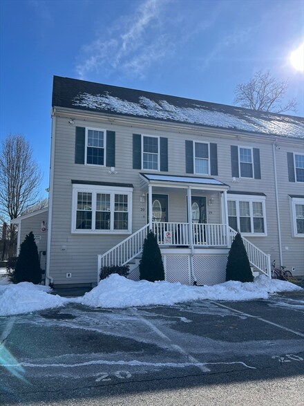 17 Foster St Unit 20, Brockton, MA 02301