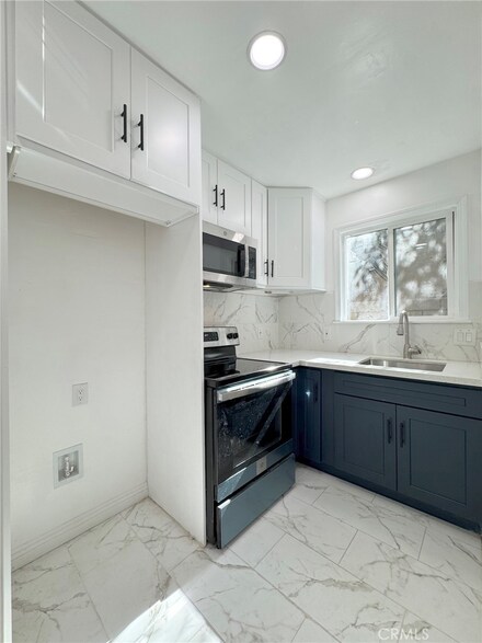 1102 Larimore Ave Unit 10, La Puente, CA 91744