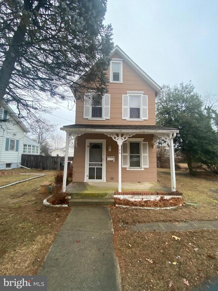 186 North Ave, West Berlin, NJ 08091