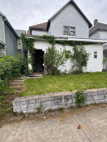 1018 E Main St, Muncie, IN 47305