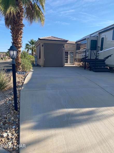 1905 Victoria Farms Rd, Lake Havasu City, AZ 86404