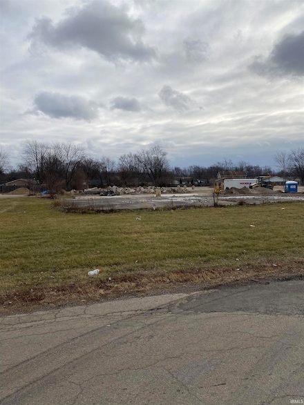 3224 S Meeker Ave, Muncie, IN 47302