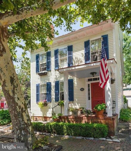 112 S Mill St, Chestertown, MD 21620