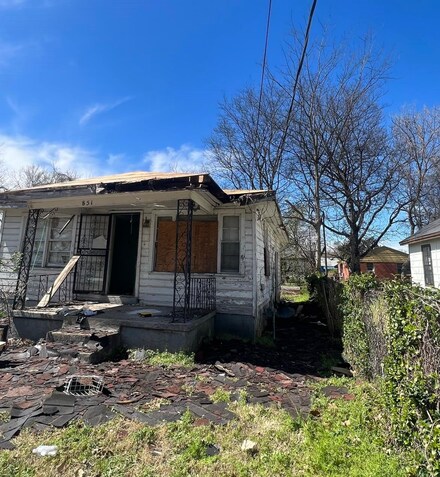 851 N Claybrook St, Memphis, TN 38107