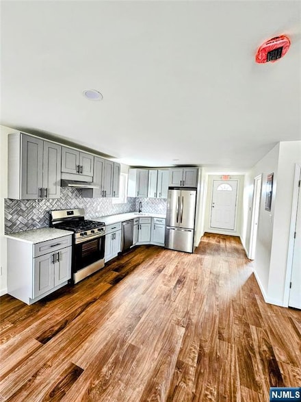 212 Laurel Ave, Kearny, NJ 07032