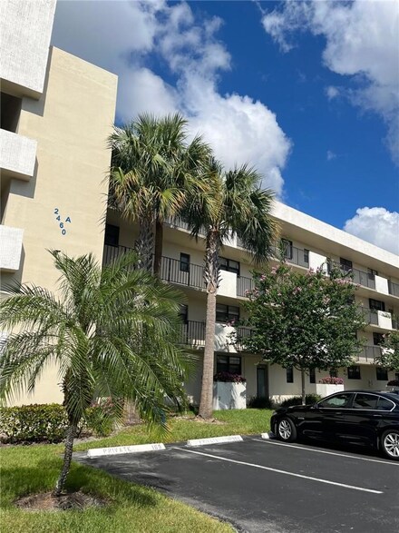 2460 Deer Creek Country Club Blvd Unit 404, Deerfield Beach, FL 33442