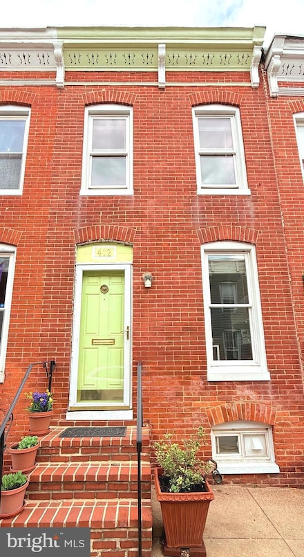 412 Sanders St, Baltimore, MD 21230