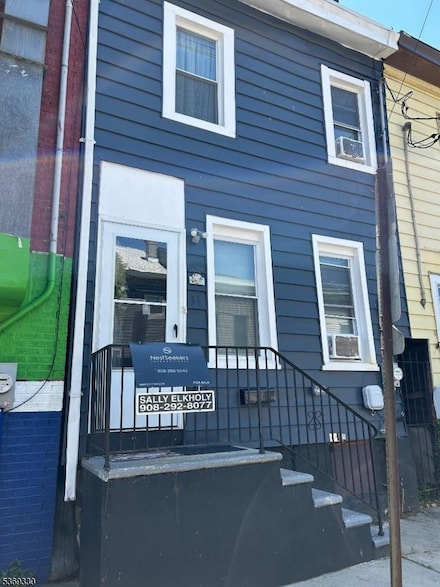 31 Bellevue Ave, Trenton, NJ 08618