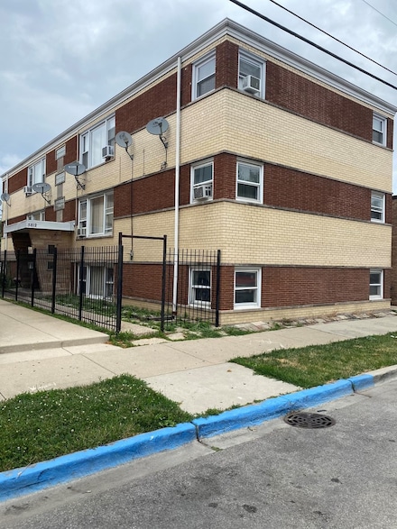 5812 W 16th St Unit 2N, Cicero, IL 60804