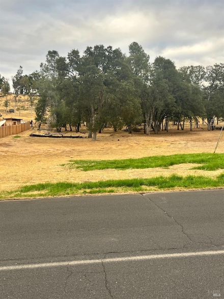 19732 Donkey Hill Rd, Hidden Valley Lake, CA 95467