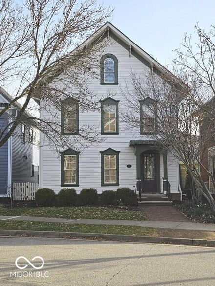 1997 Rhettsbury St, Carmel, IN 46032