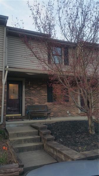 121 Forest Dr, Seven Fields, PA 16046