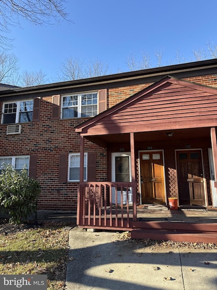 104 Garnet Dr Unit IJ, Burlington, NJ 08016
